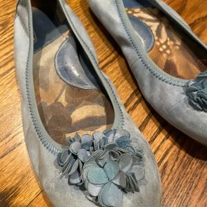 Light blue Born flats